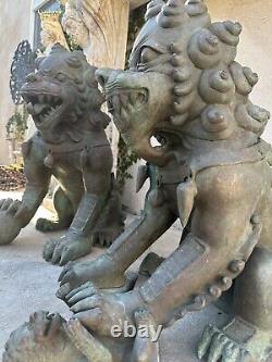A Marvelous Signed Pair Of Guardian Bronze Chinese Sculpture Foo Dog Lions