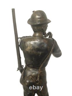 Antique Austrian Pair of Patinated Bronze Hunters Signed S. Colombo
