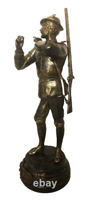 Antique Austrian Pair of Patinated Bronze Hunters Signed S. Colombo