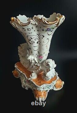 Antique French Old Paris Pair of Porcelain Cornucopia Vases Signed Jacob Petit