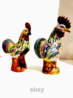 Antique Pair of Chinese Porcelain Hand Painted Rooster Chicken Famille Signed