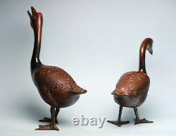 Antique bronze Japanese pair geese goose Okimono sculptures statues Meiji signed