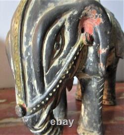 Fine Pair of ANTIQUE CHINSE QING DYNASTY Art Pottery Elephants Signed