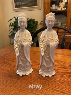 Japan Pair of White Ceramic Porcelain Female Sculptures Signed Stamped