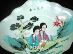 Lovely Pair Of Signed Antique Antique Tongzi Chinese Footed Dishes 11x9x2