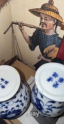 Mint VTG RARE Imported Pair Of JINGDE PORCELAIN ART SIGNED BLUE CHINESE