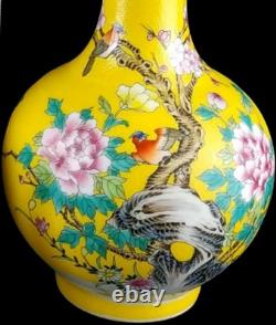 Pair Old Qianlong Signed Chinese Famille Rose Vase Withbird U382