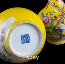 Pair Old Qianlong Signed Chinese Famille Rose Vase Withbird U382