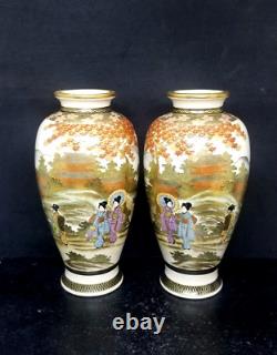 Pair of Japanese Satsuma Hyozan or Hiozan Signed Vases Taisho Period 1912-1926