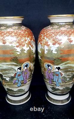 Pair of Japanese Satsuma Hyozan or Hiozan Signed Vases Taisho Period 1912-1926