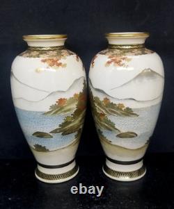 Pair of Japanese Satsuma Hyozan or Hiozan Signed Vases Taisho Period 1912-1926