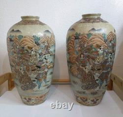 Pair of Japanese Satsuma Vases Hand Painted, Signed, Good Condition, 16 x 8.5