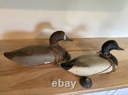 R Madison Mitchell Original Signed 1948 Bluebill Decoy Pair Havre De Grace MD