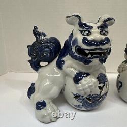 Vintage Signed Pair Kutani Blue White Porcelain Foo Dogs Temple Lions 7